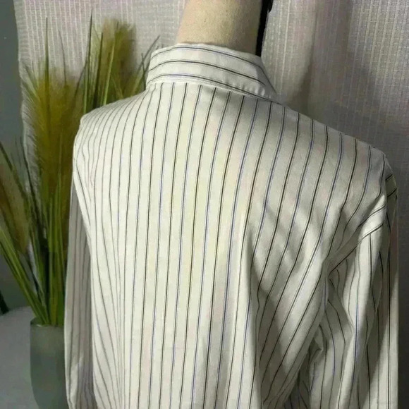 Market By Chico’s 2 L Women’s Blue Pin Stripes Long Sleeve Button Down Dressy - Picture 6 of 9